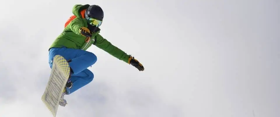 hop på snowboard